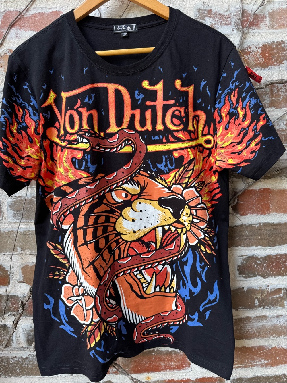 🔥 Vintage-Vibe VON DUTCH Tiger & Cobra Flame Graphic Tee • Size M